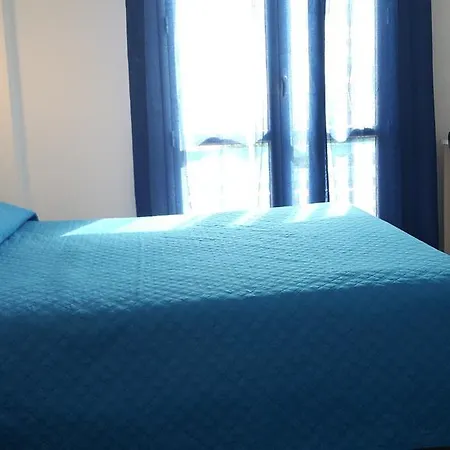 Sogni Nel Blu 아파트호텔 우스티카