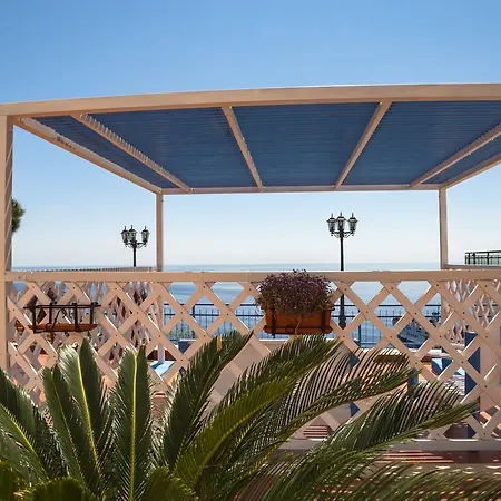 Aparthotel Sogni Nel Blu *