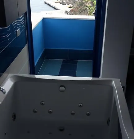 Sogni Nel Blu Aparthotel Isola di Ustica