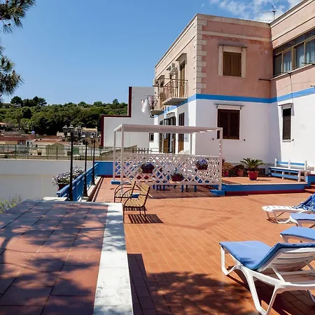 Aparthotel Sogni Nel Blu *