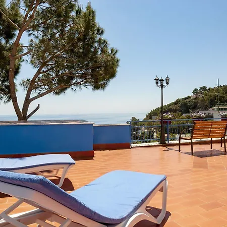 Sogni Nel Blu Aparthotel